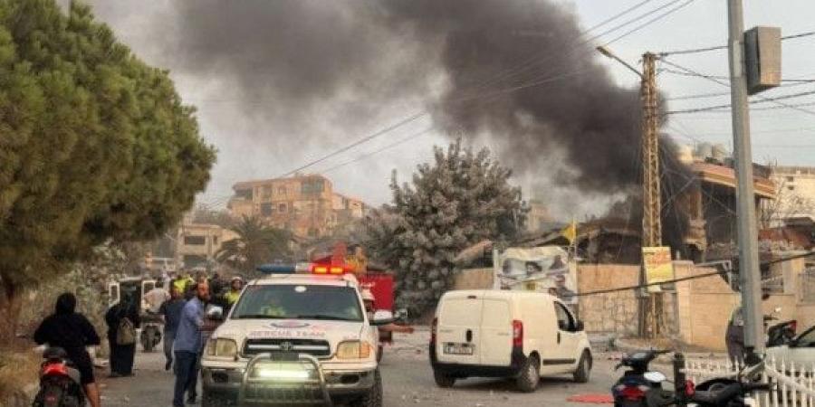 استشهاد لبناني في غارة إسرائيلية على مركبة في بنت جبيل
