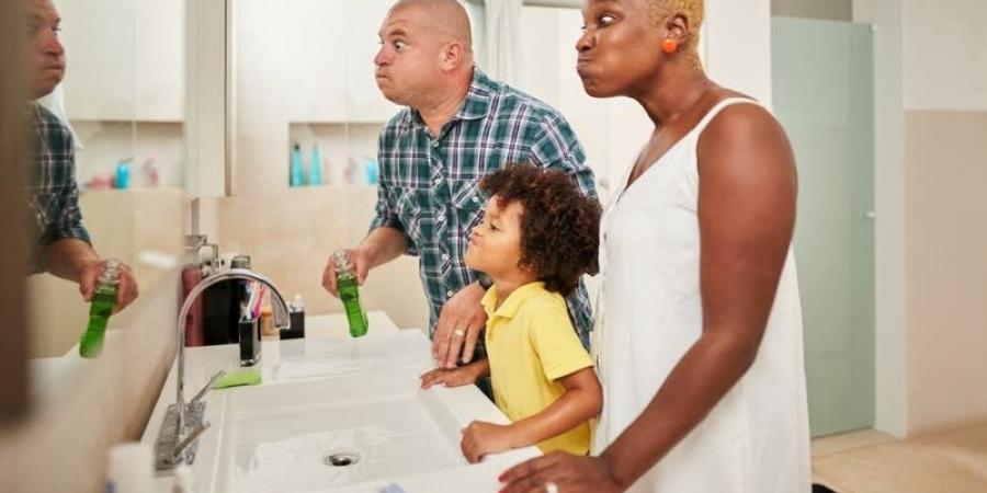 صدمة
      علمية..
      المواظبة
      على
      "غسول
      الفم"
      ترفع
      ضغط
      الدم