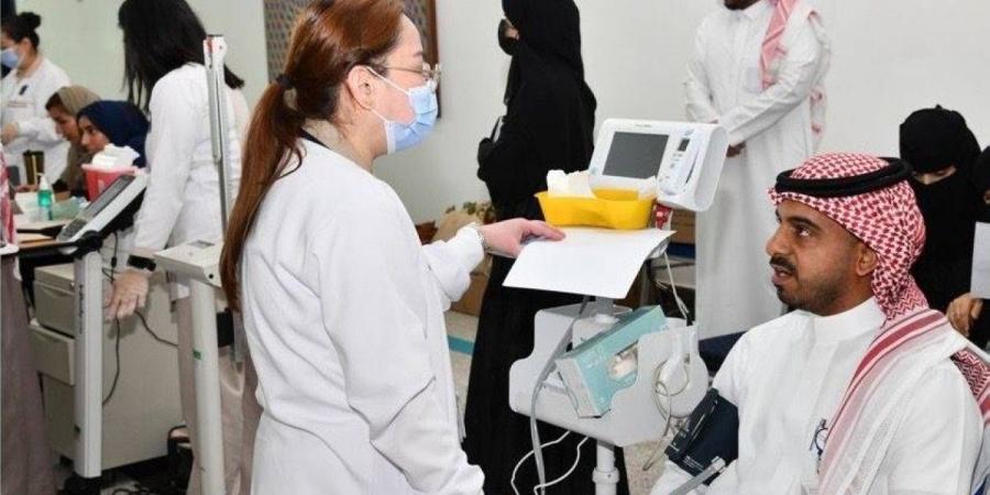 أمانة جدة تُنفذ برنامجًا صحيًا شاملًا لمنسوبيها بالتعاون مع المركز الطبي الدولي