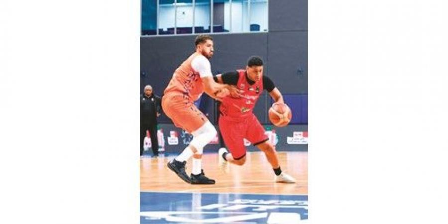 «الأبيض» و«البرتقالي» يعبران «سلة» العربي والصليبخات بسهولة