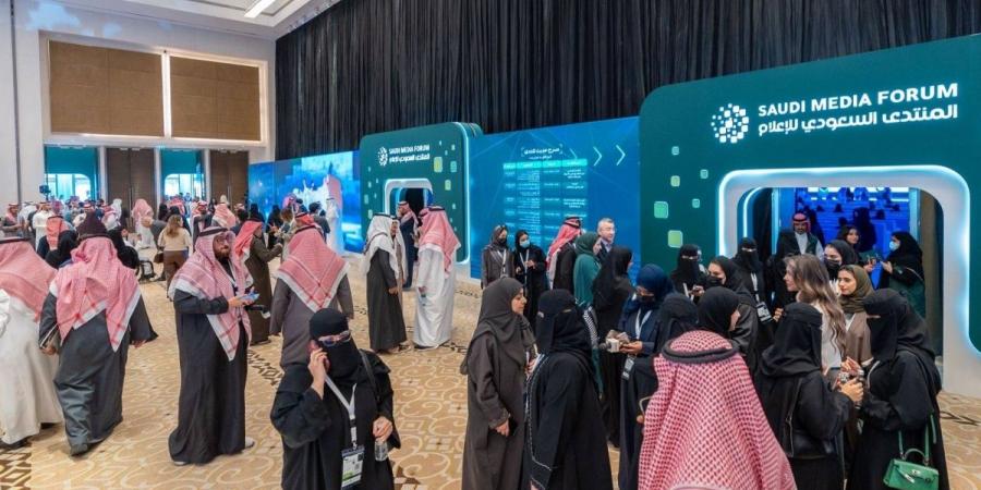 المنتدى السعودي للإعلام وبرنامج كفالة يطلقان مبادرة SMF GROW UP لتمكين الشركات الإعلامية الناشئة