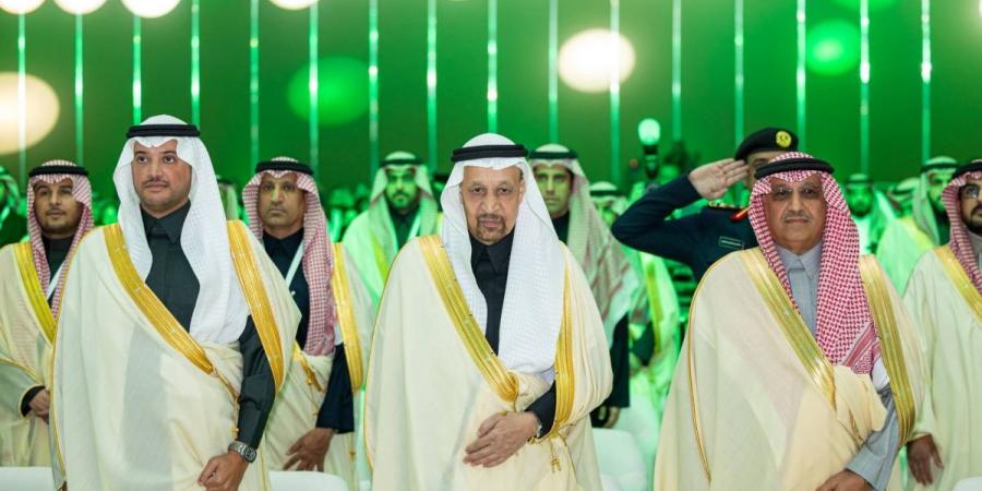 مُحافظ الأحساء يزور منتدى الاستثمار في التعليم والتدريب المُقام بالرياض