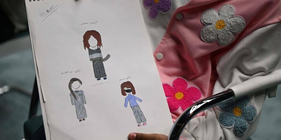 المقهى الثقافي بتبوك يفتح 
نافذة الشباب على عالم الرسوم المتحركة