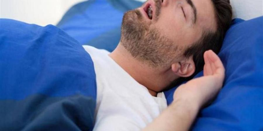 انقطاع التنفس أثناء النوم يرتبط بأمراض القلب