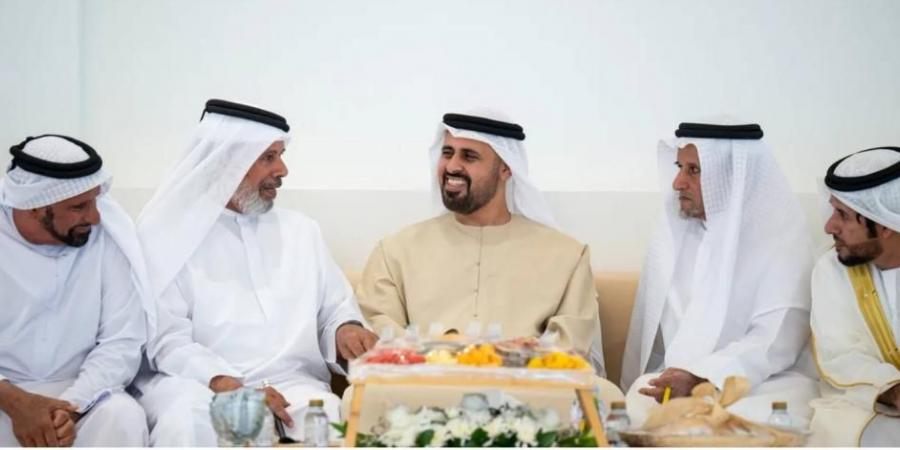 ذياب بن محمد بن زايد يحضر أفراح المنهالي