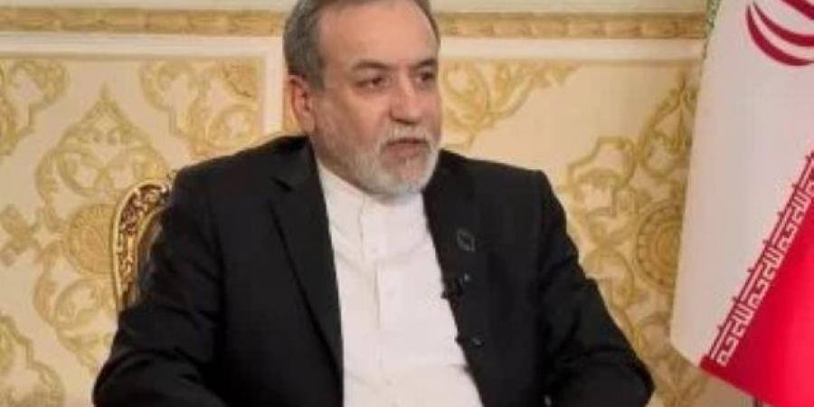 إيران لم تحسم مشاركتها في مفاوضات باكستان.. وانتقاد للحصار البحري