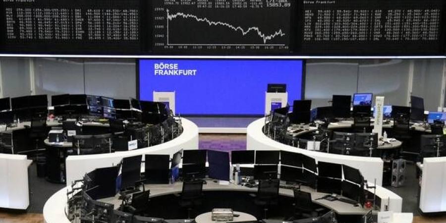 الأسهم الأوروبية تغلق منخفضة مع تقييم المستثمرين لمخاطر الشرق الأوسط