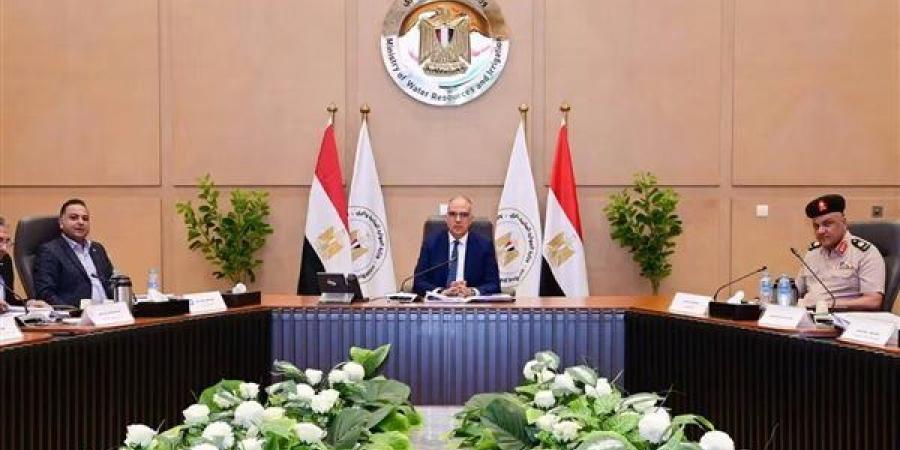 وزير الري يوجه بتسريع تراخيص الشواطئ ويعلن الموافقة على 4 مشروعات قومية بالسواحل المصرية