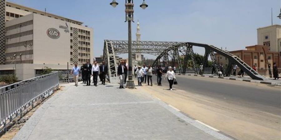 محافظ القاهرة يتابع أعمال تطوير كوبرى الليمون