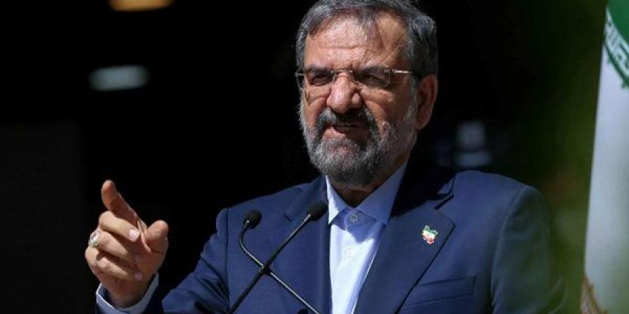 مستشار مرشد إيران يتوعد أمريكا بسبب سلوك إسرائيل في لبنان