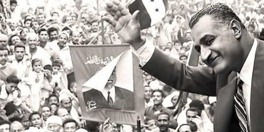 ترسيخ لنسبة 99.9 % وكامل الشناوي يتساءل، ماذا جرى في أول استفتاء لاختيار عبد الناصر رئيسا للجمهورية؟