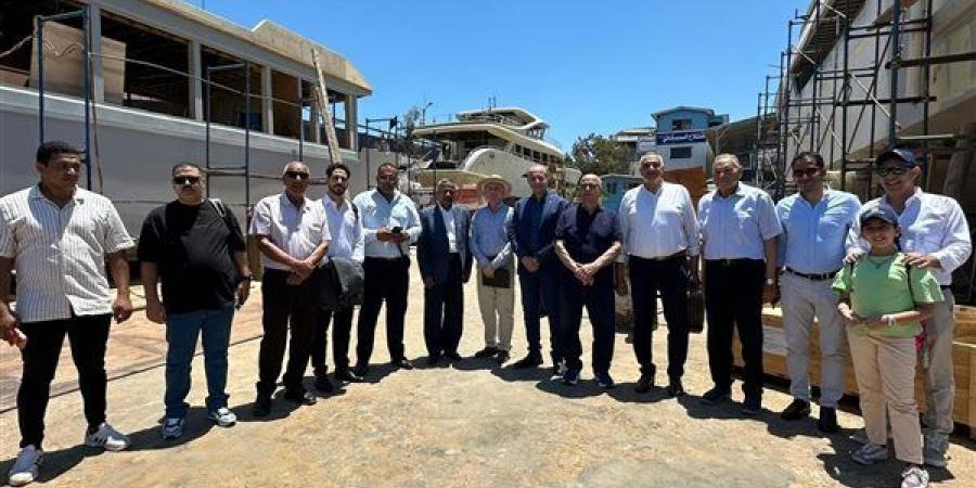 غرفة الصناعات الهندسية تتحرك لإنقاذ صناعة السفن بعزبة البرج في دمياط