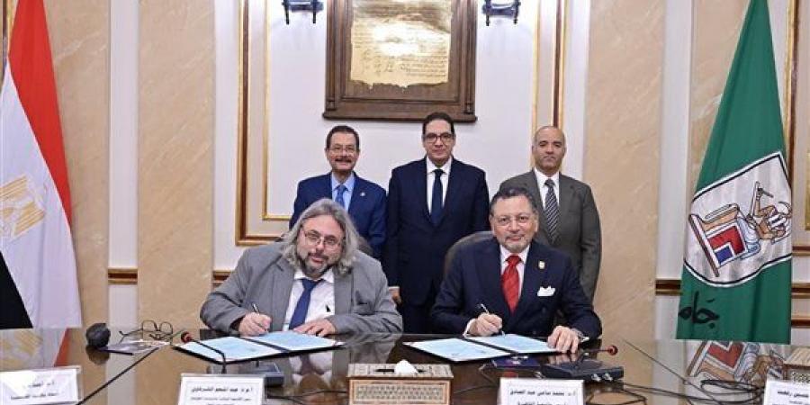 رئيس جامعة القاهرة يشهد توقيع بروتوكول تعاون مع الأكاديمية الوطنية لتكنولوجيا المعلومات لذوي الإعاقة