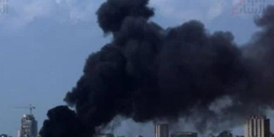 استشهاد فلسطيني وإصابة آخرين في قصف إسرائيلي على خيمة نازحين جنوب غزة قصف