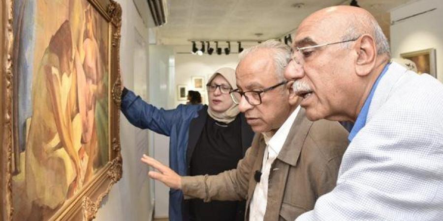 "استعادة الأثر"، قاعة الباب تعيد تعريف الجمهور بإبداع أحمد فتح الله