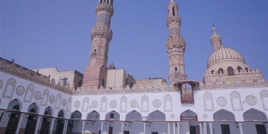 الأزهر يحذر من صفحات ومؤسسات تنتحل اسم الإمام الأكبر والمؤسسة الدينية