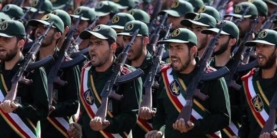 وكالة فارس: زوارق الحرس الثوري حولت مسار 6 سفن عن الممر العماني
