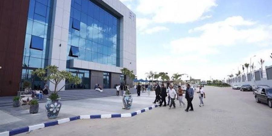 وظائف أكاديمية وإدارية بجامعة المدينة بالقاهرة، اعرف الشروط والتخصصات المطلوبة