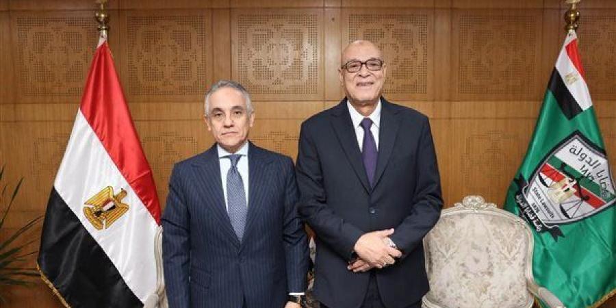 وزير العدل يزور "قضايا الدولة" لتهنئة المستشار عبد الناصر أبو العزم بتوليه رئاسة الهيئة