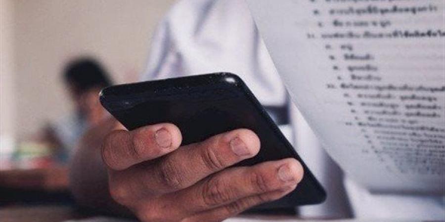 "مراقب اللي صورها"، التعليم تكشف كواليس تداول صورة امتحان الأحياء بالثانوية