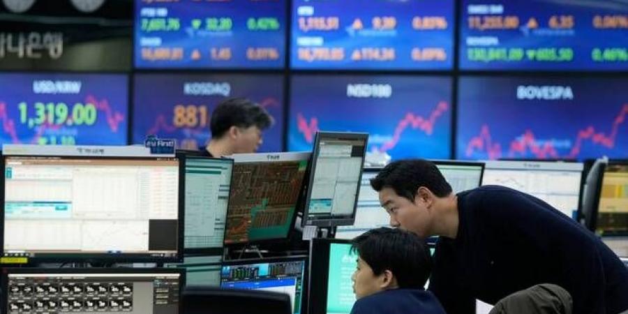تباين أداء الأسهم الآسيوية بفعل مخاوف الذكاء الاصطناعي