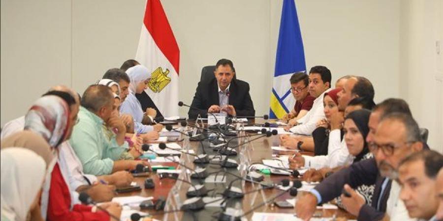 محافظ دمياط يوجه بالإسراع في إنهاء ملفات التصالح والمتغيرات المكانية