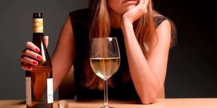 تفسير حلم شرب الخمر في المنام وعلاقته بالزواج الثاني