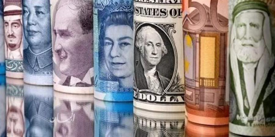 أسعار العملات الأجنبية والعربية أمام الجنيه في بنك القاهرة صباح اليوم