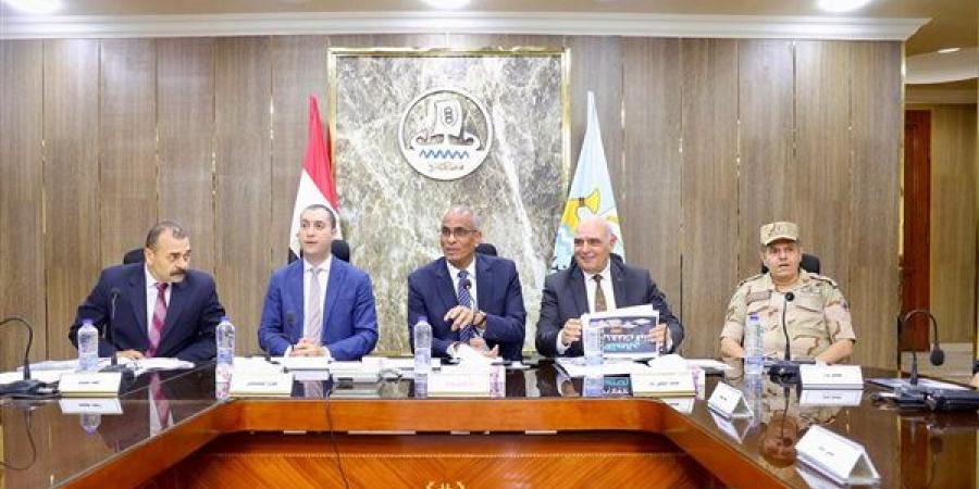 خلال المجلس التنفيذي، محافظ كفر الشيخ يشدد على الانتهاء من ملفات التصالح   