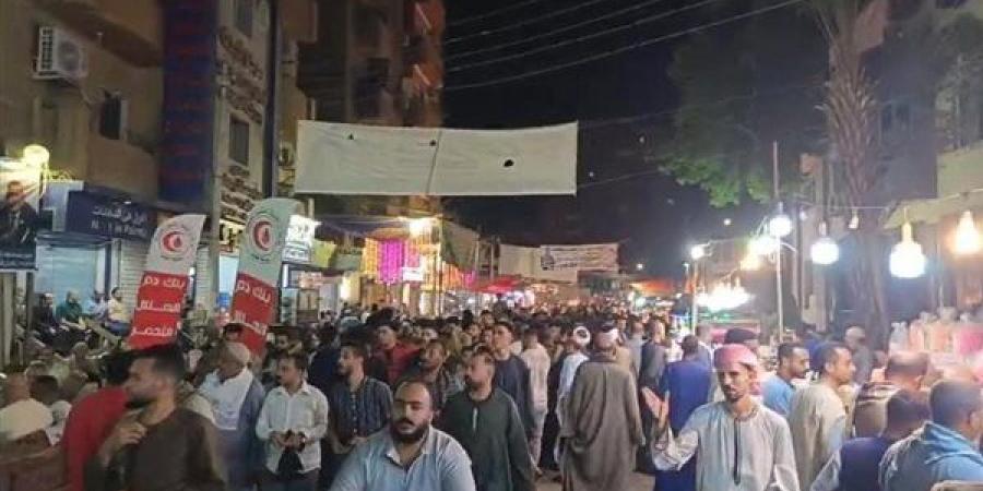 زحام وشلل مروري بأبو تيج في ختام مولد "سلطان الصعيد" (فيديو)