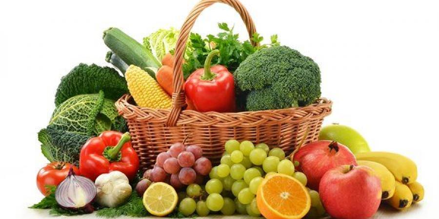 أطعمة تساعد الجسم على الاحتفاظ بالماء لأطول فترة