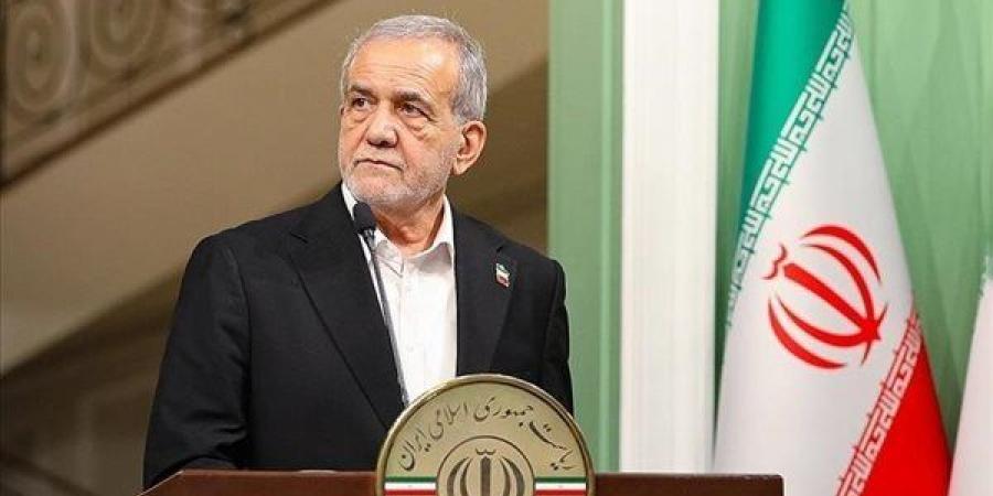 الرئيس الإيراني: يجب إرغام واشنطن بما وقعته