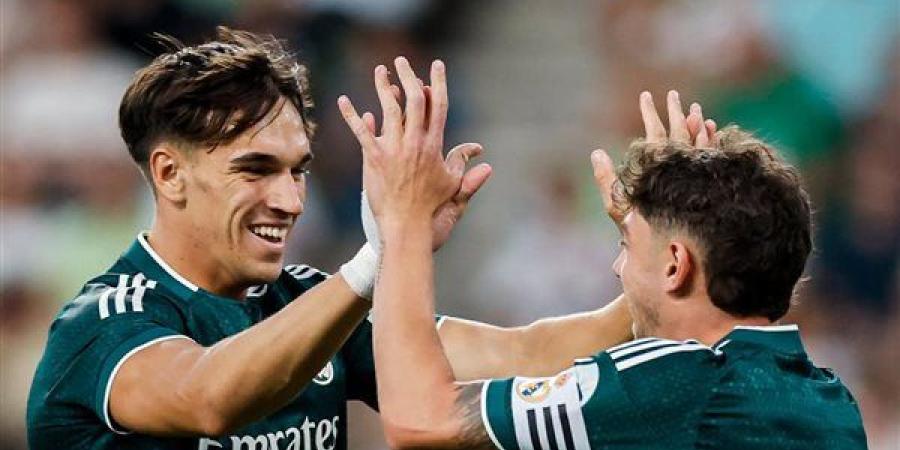ريال مدريد يفوز على فيرينكفاروسي المجري 2-1 وديًّا