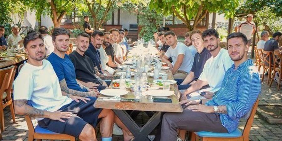 بمشاركة محمد صلاح، حفل إفطار جماعي لطرابزون سبور قبل مواجهة قاسم باشا