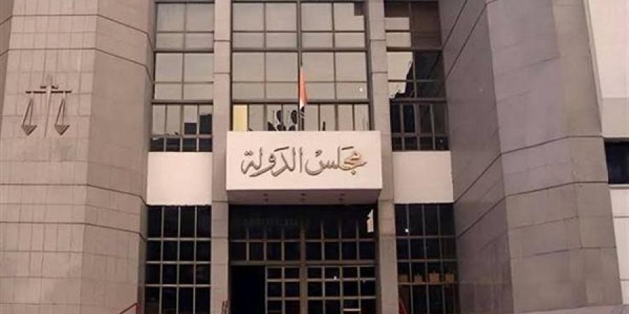 الإدارية العليا: للموظفات الحق في إجازة رعاية الطفل لمدة عامين وتجدد وفقًا للقانون