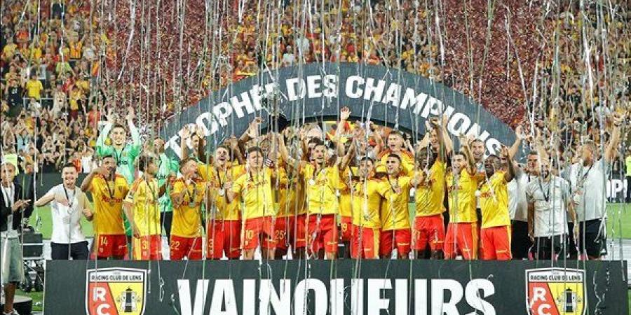 شاهد لحظة تتويج لانس بكأس السوبر الفرنسي على حساب باريس سان جيرمان