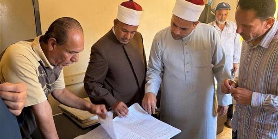 مرور مفاجئ لمدير أوقاف الإسماعيلية على إدارة القنطرة شرق وعدد من مساجدها