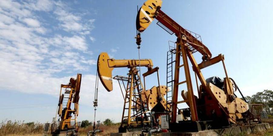 النفط يواصل الصعود وسط مخاوف اضطراب الإمدادات بسبب إيران