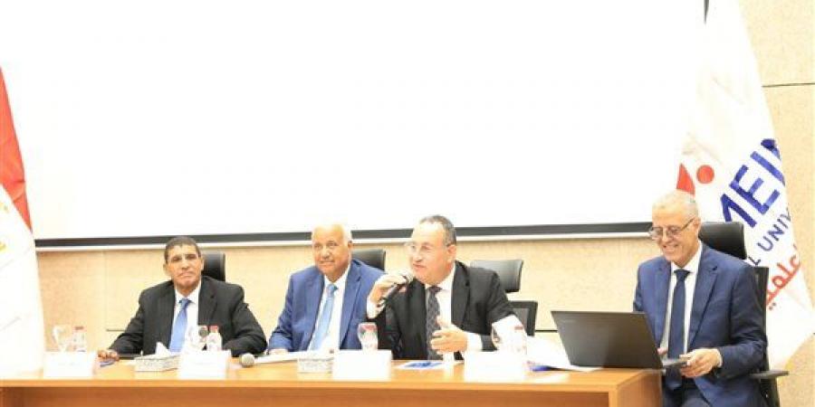 "الجامعات الخاصة والأهلية" يبحث سبل تطوير المناهج وربط مخرجات التعليم باحتياجات سوق العمل
