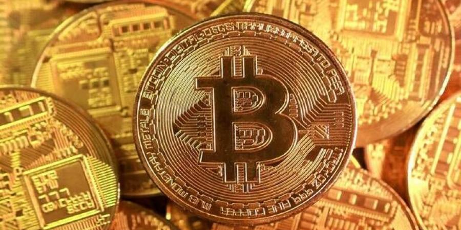 البيتكوين ترتفع بدعم من تحركات ترامب وتراجع عوائد السندات الأمريكية