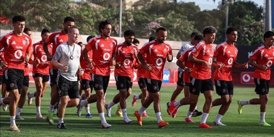 الشناوي أم شوبير، من يحرس مرمى الأهلي أمام الشرقية إنبي في الدوري الممتاز؟