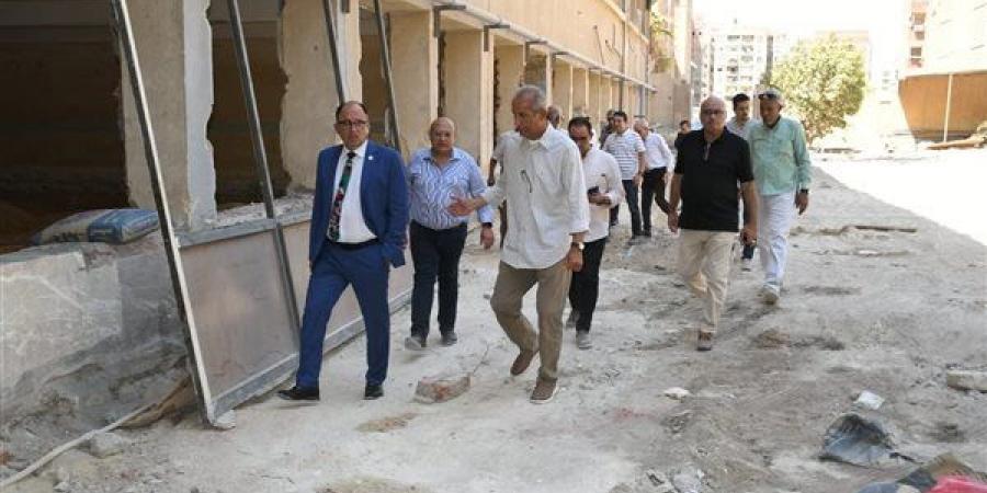رئيس جامعة العاصمة يتفقد أعمال تطوير مستشفى الطلبة
