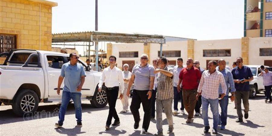 محافظ مطروح يوجه بتعظيم الاستفادة من الموارد والأصول بالمخازن التابعة