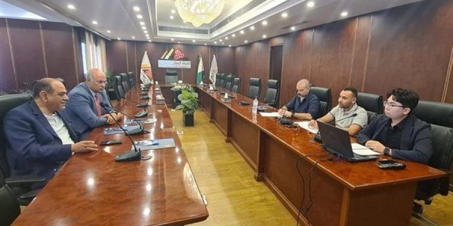 رئيس غرفة الجيزة يبحث مع مجموعة صناعية صينية خطط التوسع بالسوق المصرية