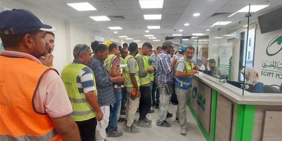 بشرى للعمالة غير المنتظمة، بدء صرف منحة المولد النبوي بـ 1500 جنيه