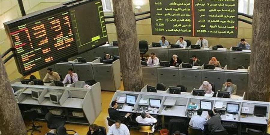 "الأهلي المصري" يغرد منفردًا بـ 146.6 مليار جنيه و9 بنوك تتصدر تداولات البورصة بنهاية الأسبوع