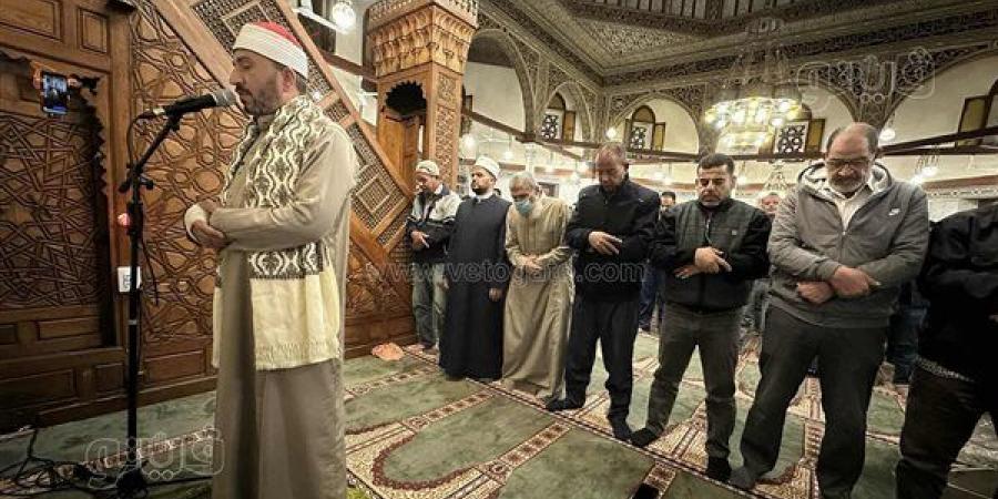 موعد أذان العشاء اليوم السبت 29 -8 -2026 في القاهرة والمحافظات