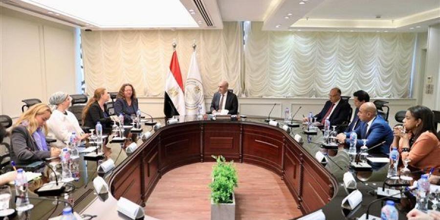 البكالوريا المصرية تدخل عصر الألمانية.. إتاحة كتاب "Dabei" ومحتواه الرقمي للطلاب