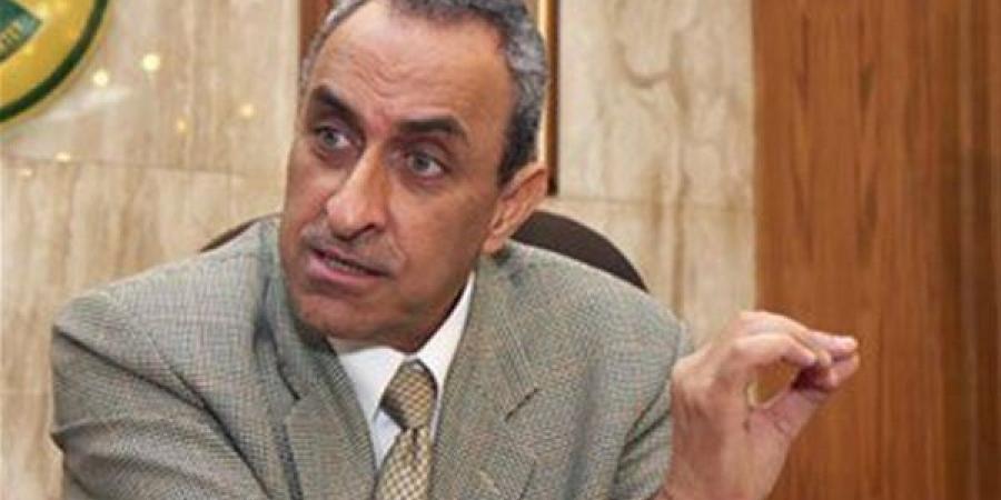وزير الزراعة الأسبق يطرح رؤيته للتغلب على ندرة المياه ويتحدث عن كنز كبير بشمال مصر